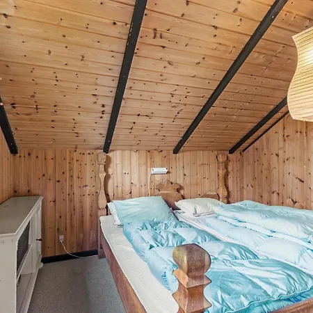 Feriehus 4 Bedroom Lovely In *